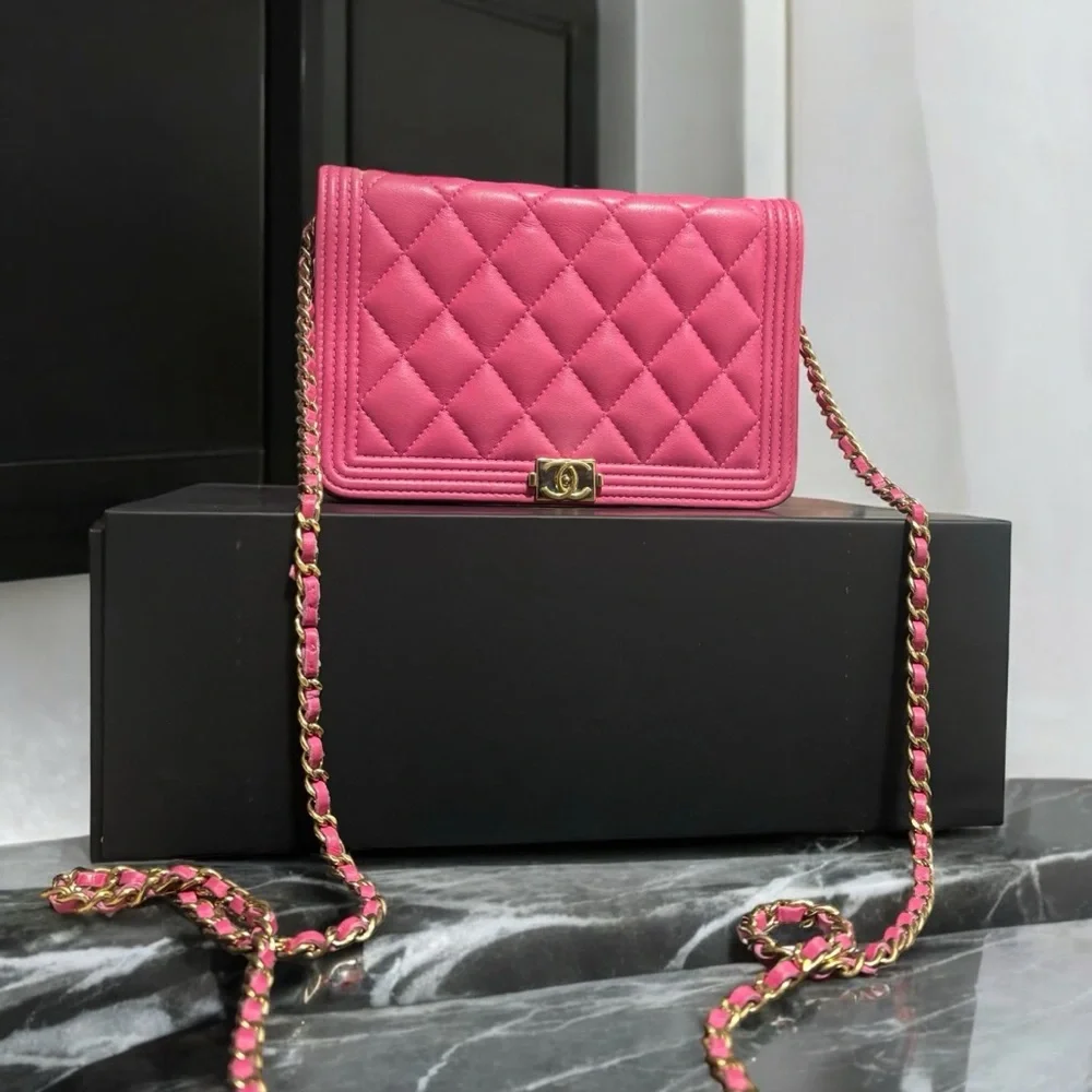 Pink CHANEL Boy Wallet On Chain (WOC)